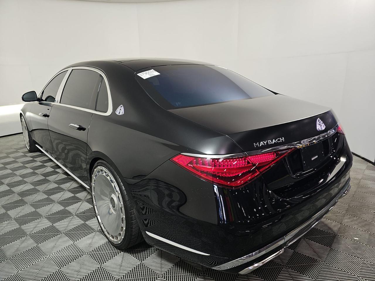 Mercedes-Benz S-Class Maybach S 580 4MATIC Sedan 2024