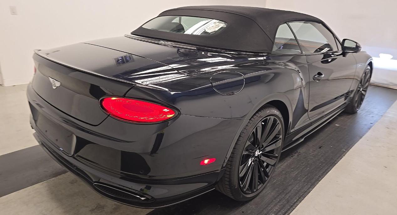 Bentley Continental GT Speed Convertible 2023