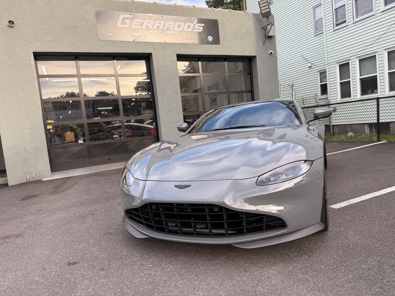 Aston Martin Vantage Coupe 2022