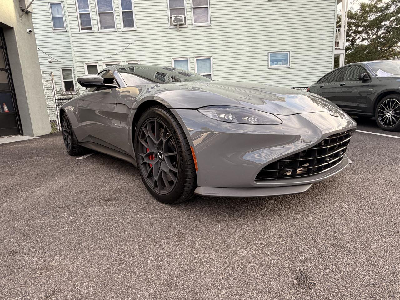 Aston Martin Vantage Coupe 2022