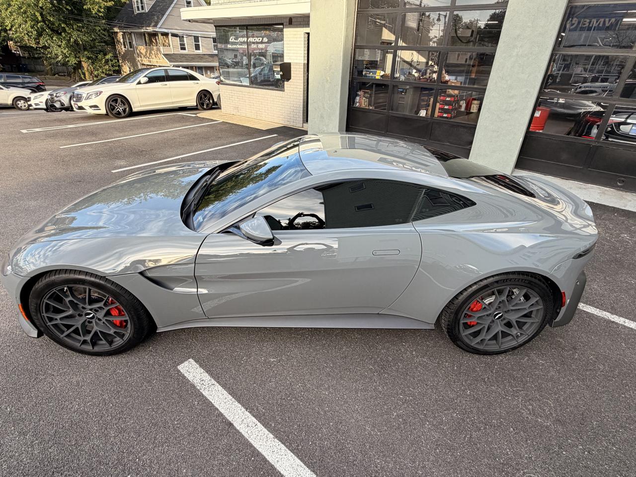 Aston Martin Vantage Coupe 2022
