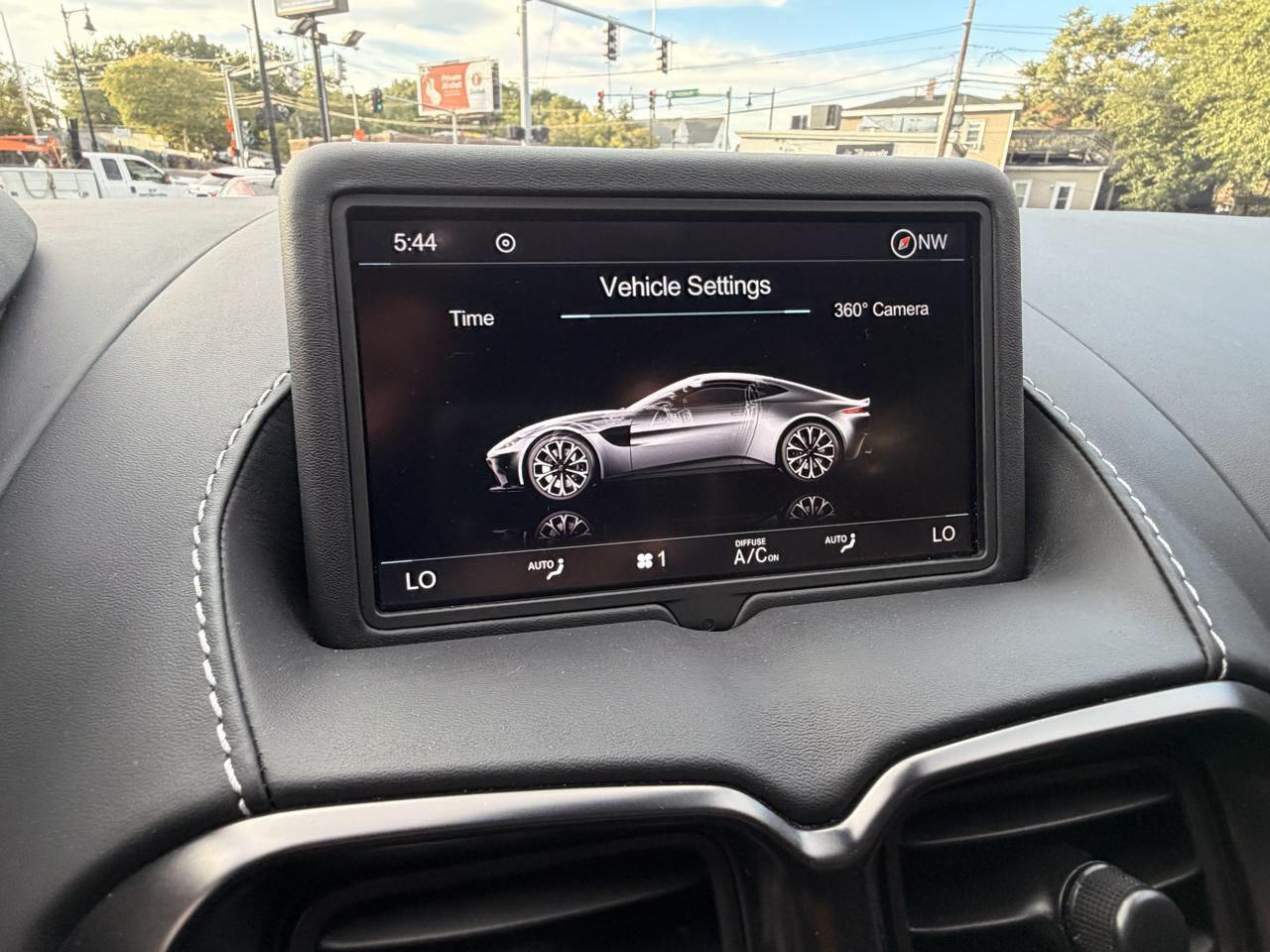 Aston Martin Vantage Coupe 2022
