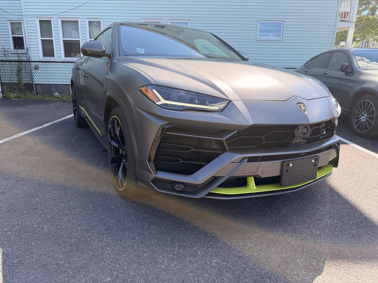 Lamborghini Urus AWD 2022