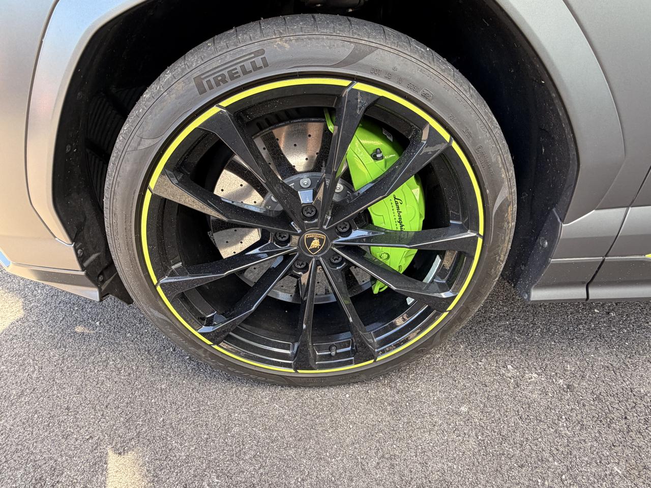 Lamborghini Urus AWD 2022