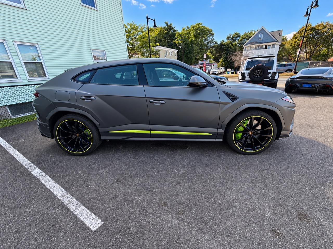 Lamborghini Urus AWD 2022