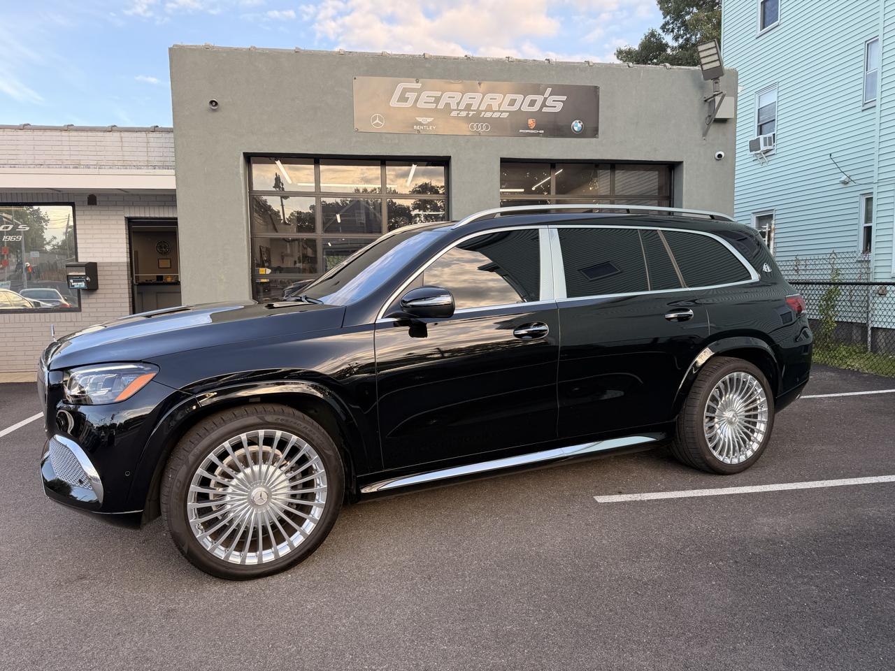 Mercedes-Benz GLS Maybach GLS 600 4MATIC SUV 2021