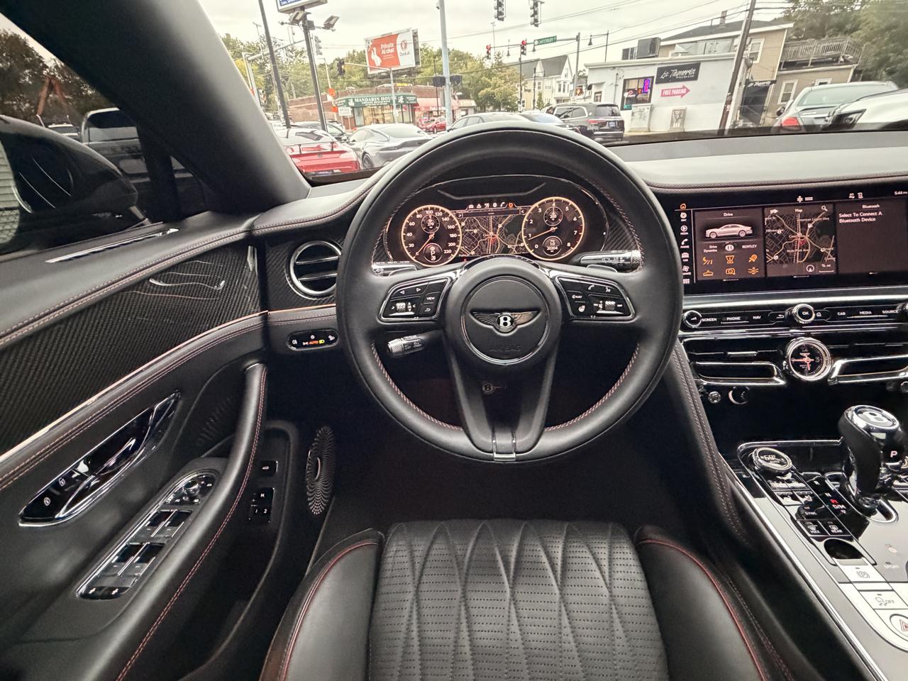 Bentley Flying Spur V8 Sedan 2022