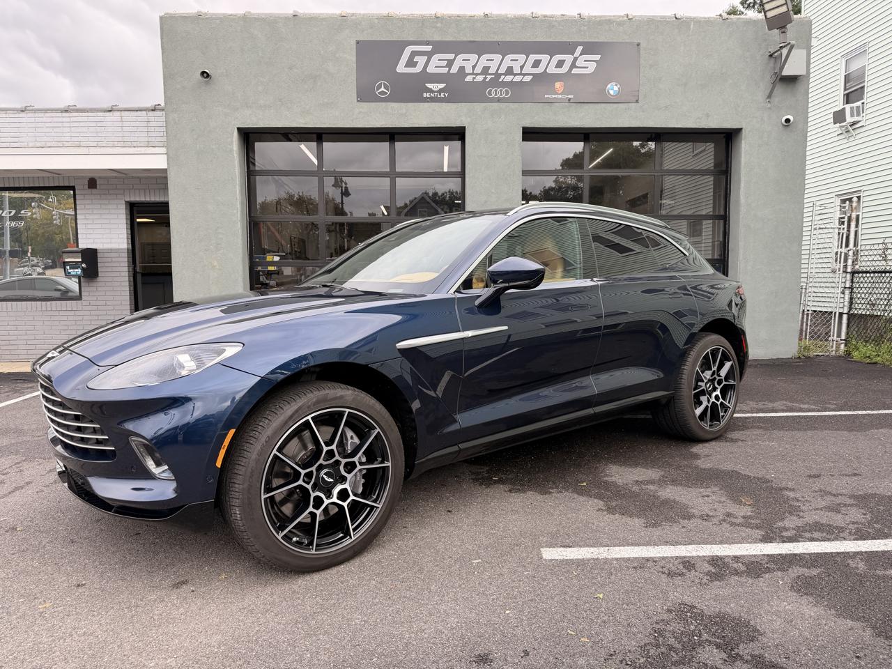Aston Martin DBX AWD 2021