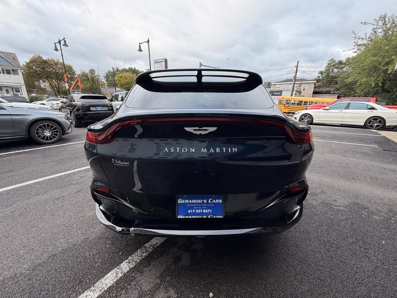 Aston Martin DBX AWD 2021