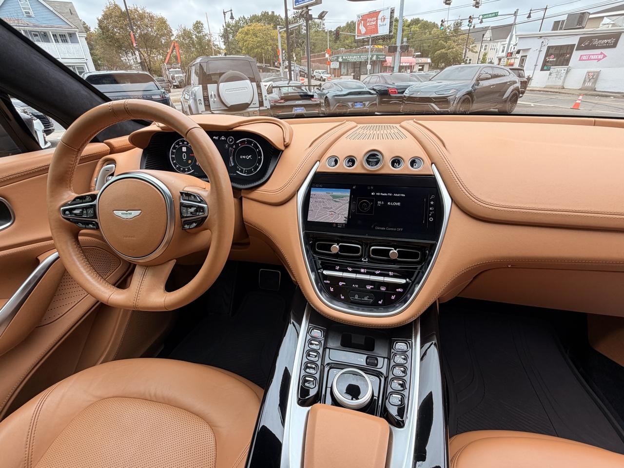 Aston Martin DBX AWD 2021
