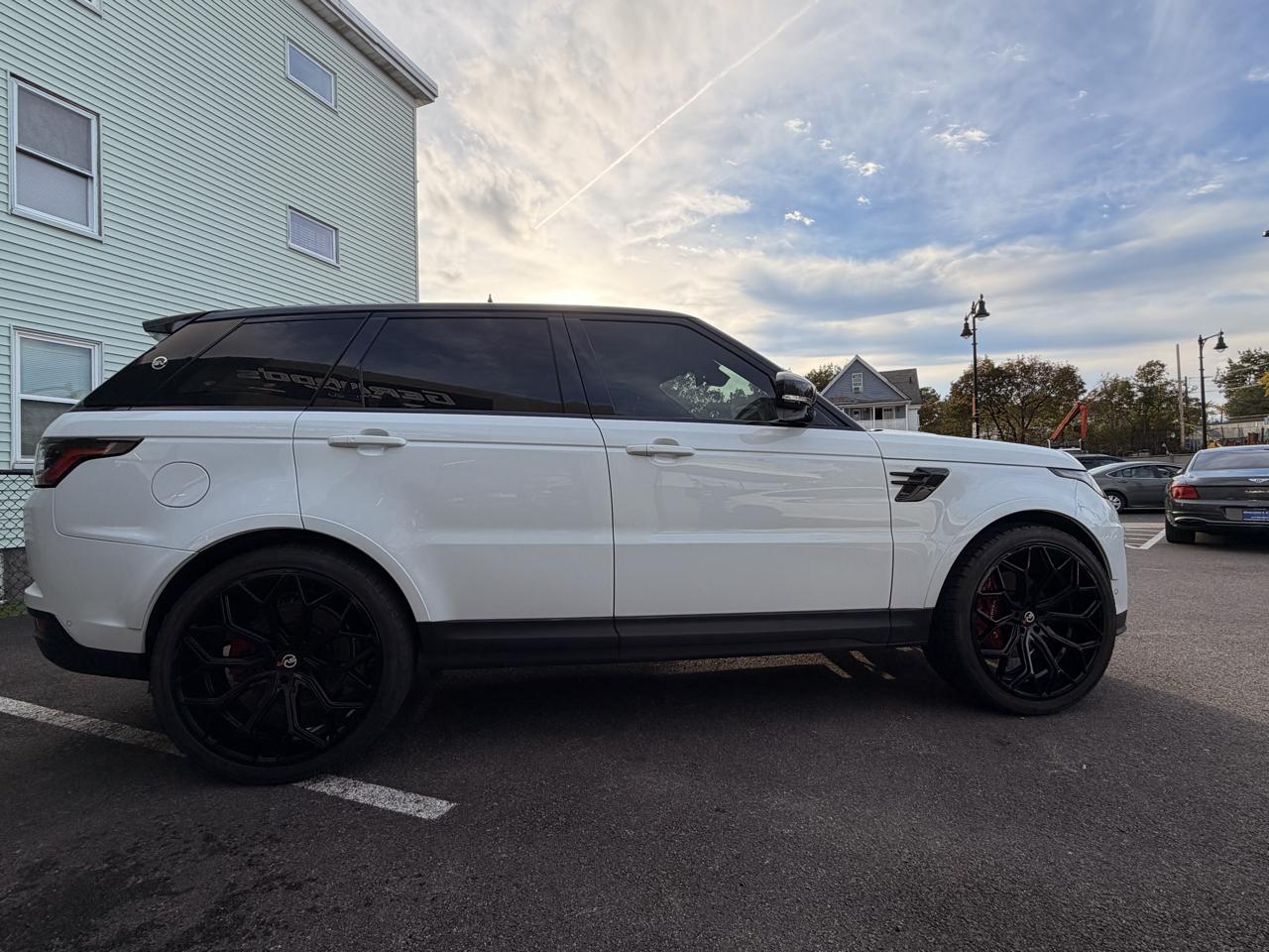 Land Rover Range Rover Sport V8 Supercharged SVR 2022