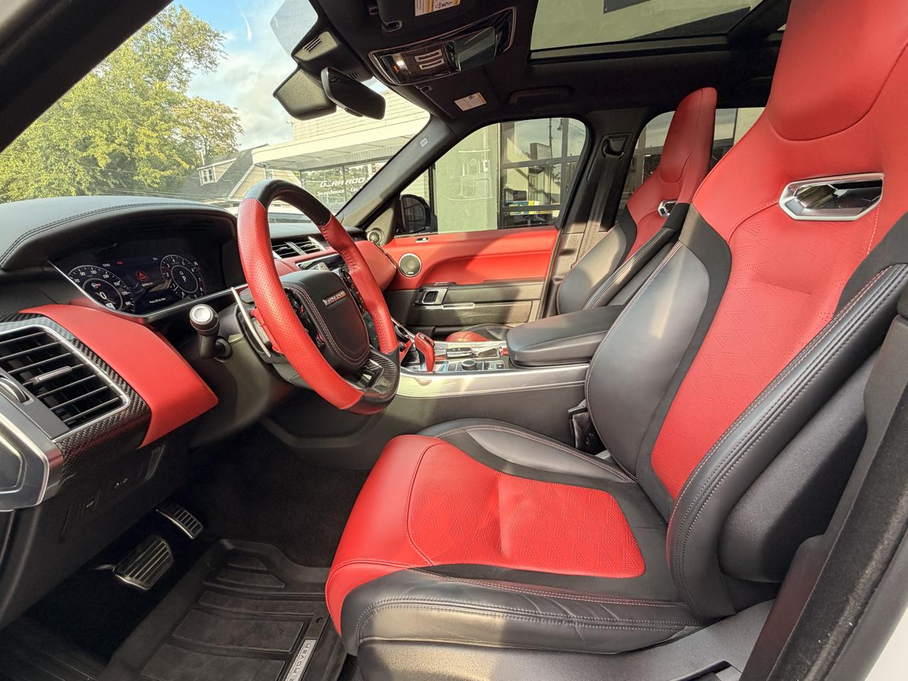 Land Rover Range Rover Sport V8 Supercharged SVR 2022