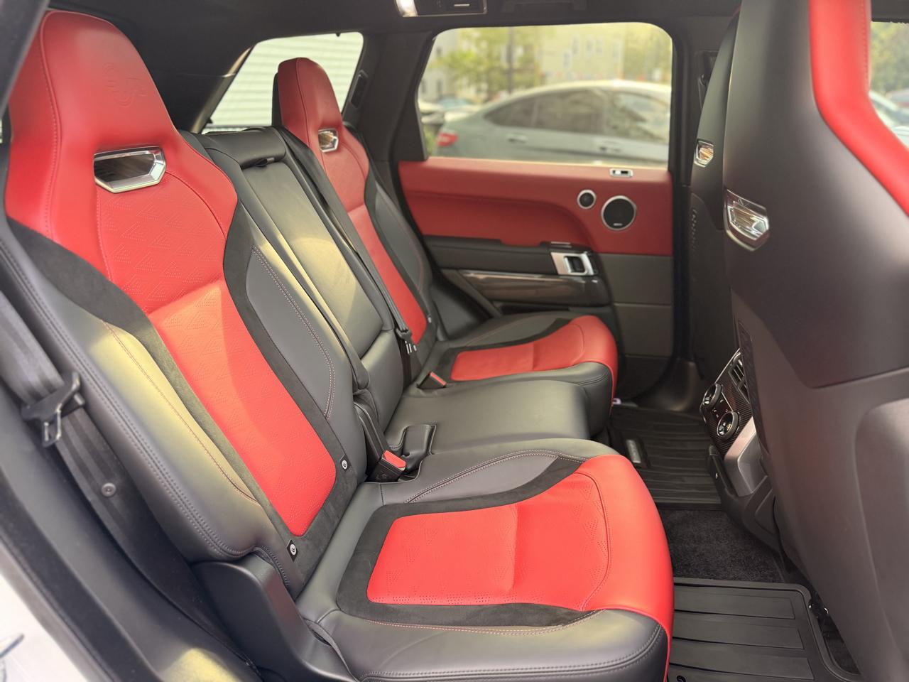 Land Rover Range Rover Sport V8 Supercharged SVR 2022