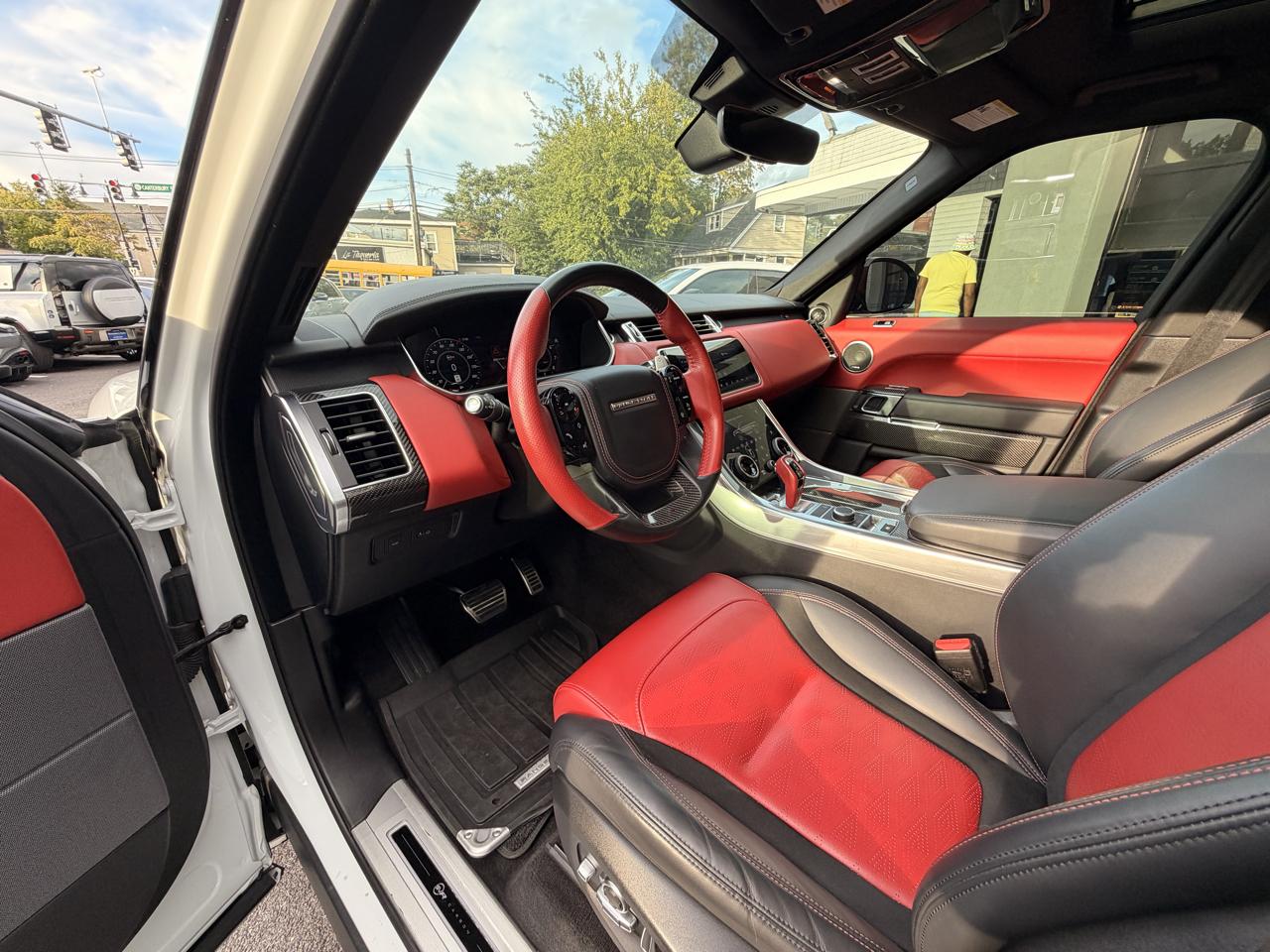 Land Rover Range Rover Sport V8 Supercharged SVR 2022