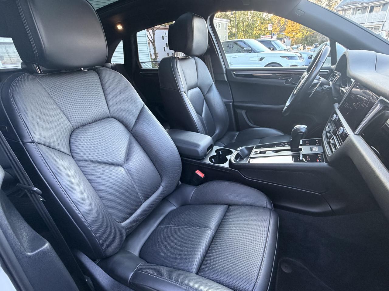 Porsche Macan AWD 2023