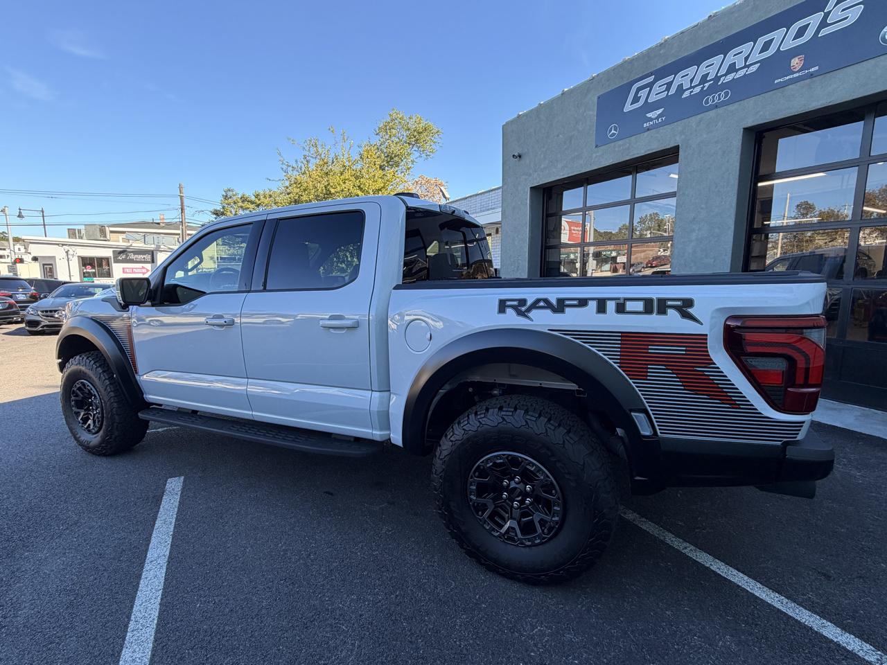 Ford F-150  2025