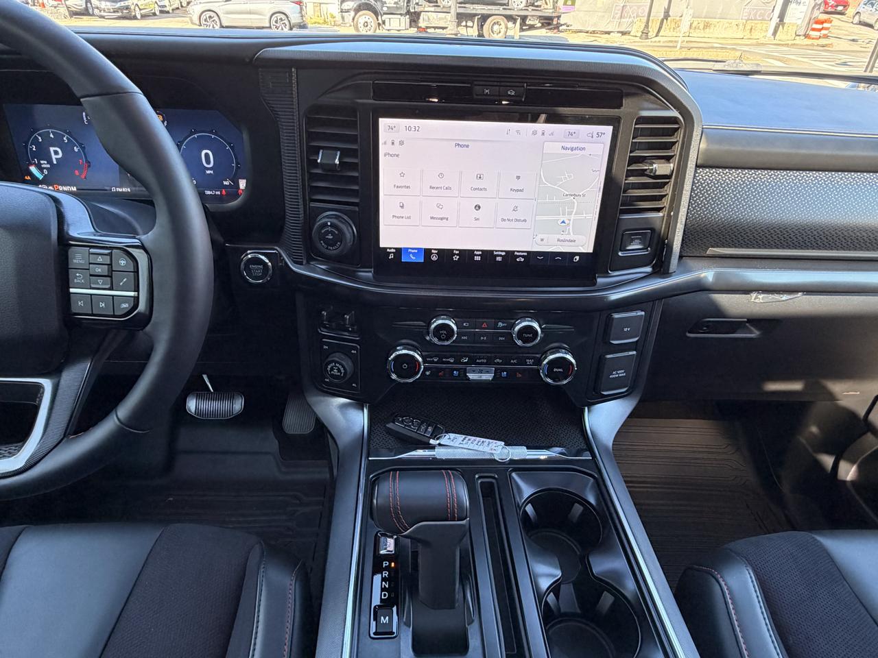 Ford F-150  2025