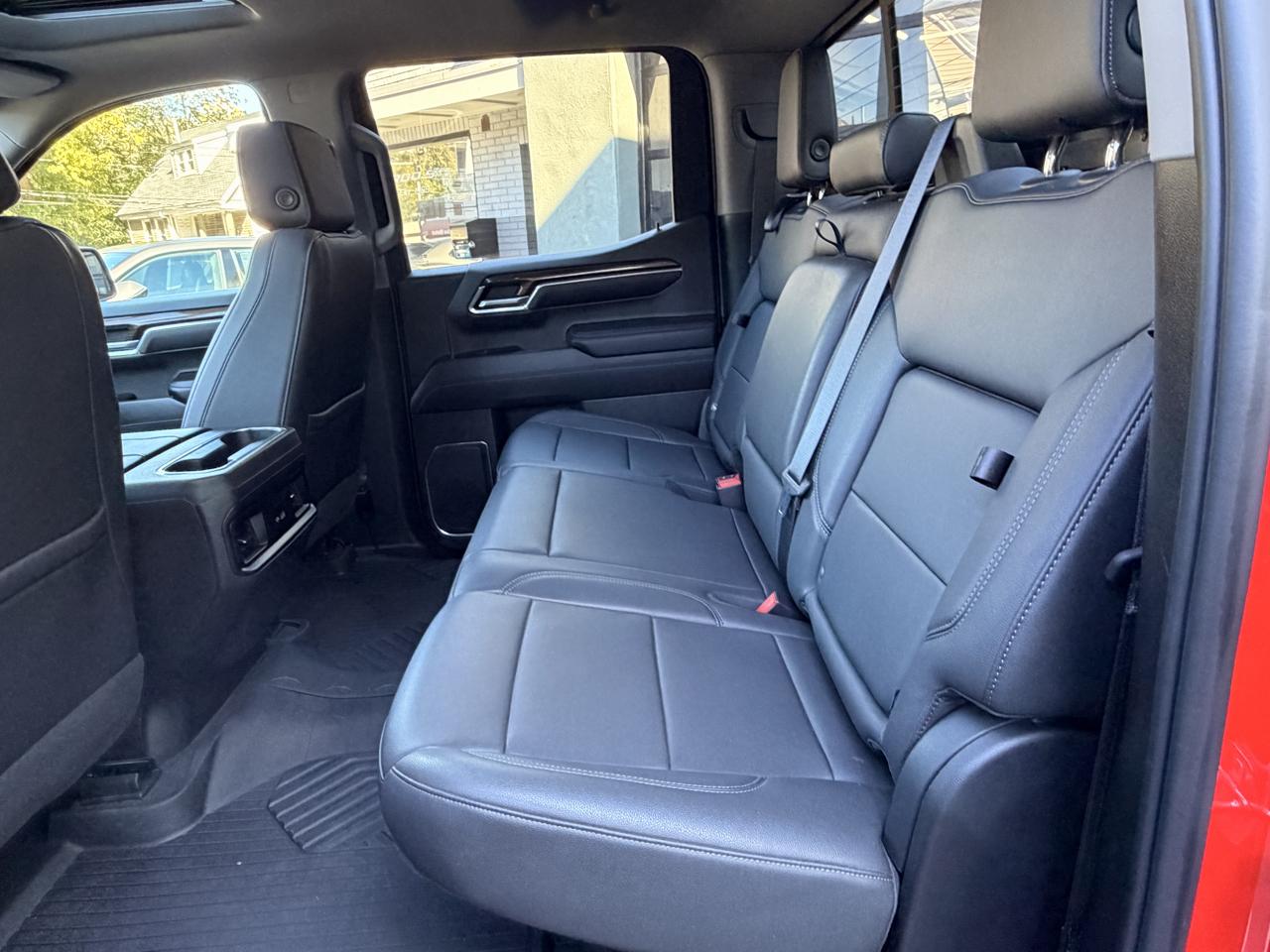 Chevrolet Silverado 1500 4WD Crew Cab 147" LT Trail Boss 2022