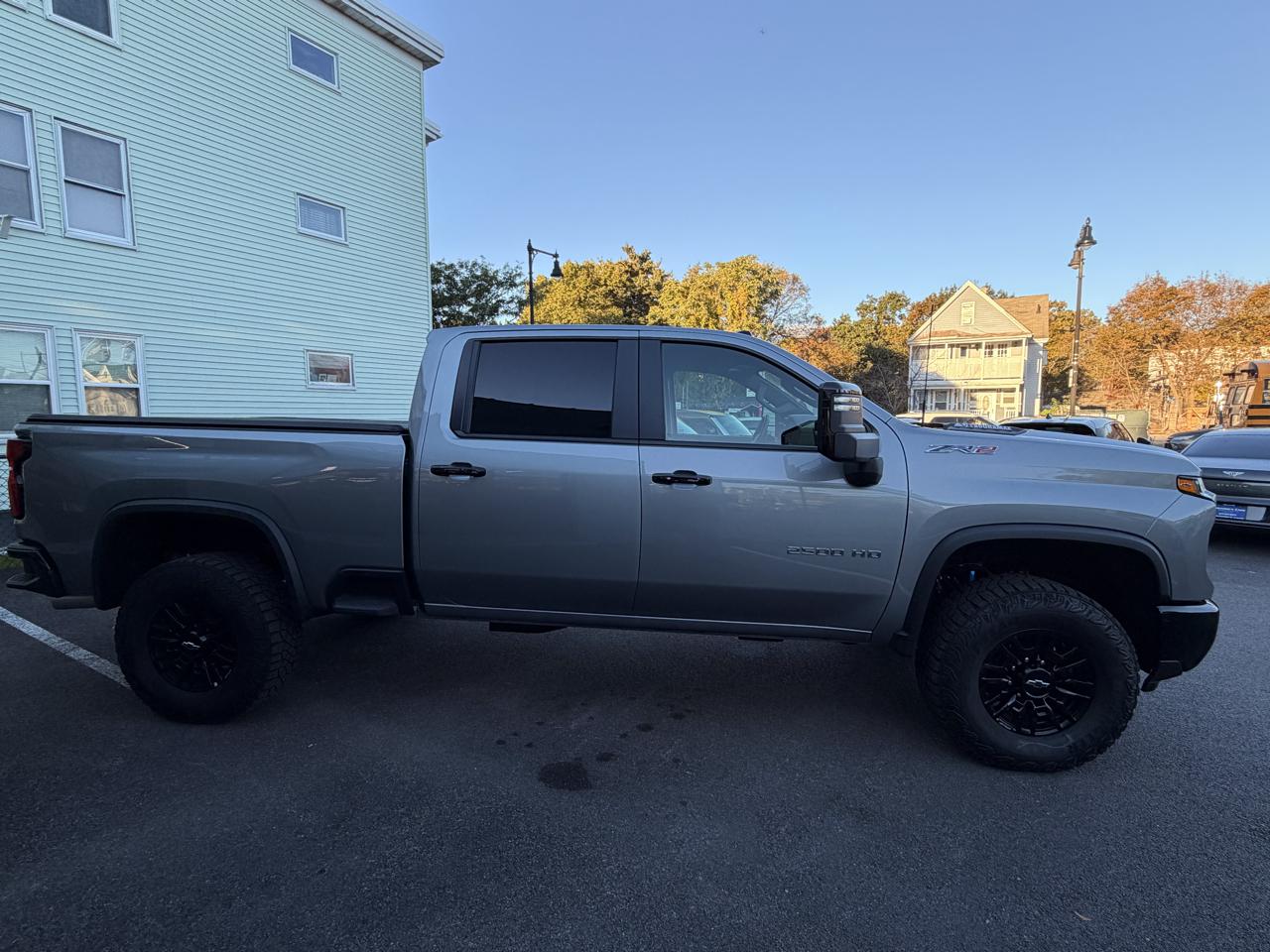 Chevrolet Silverado 2500HD 4WD Crew Cab 159" ZR2 2026