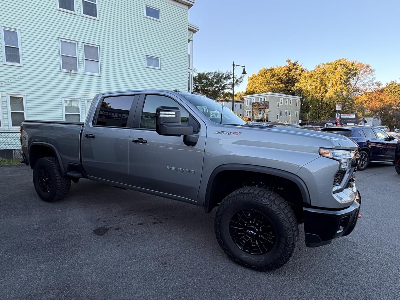 Chevrolet Silverado 2500HD 4WD Crew Cab 159" ZR2 2026