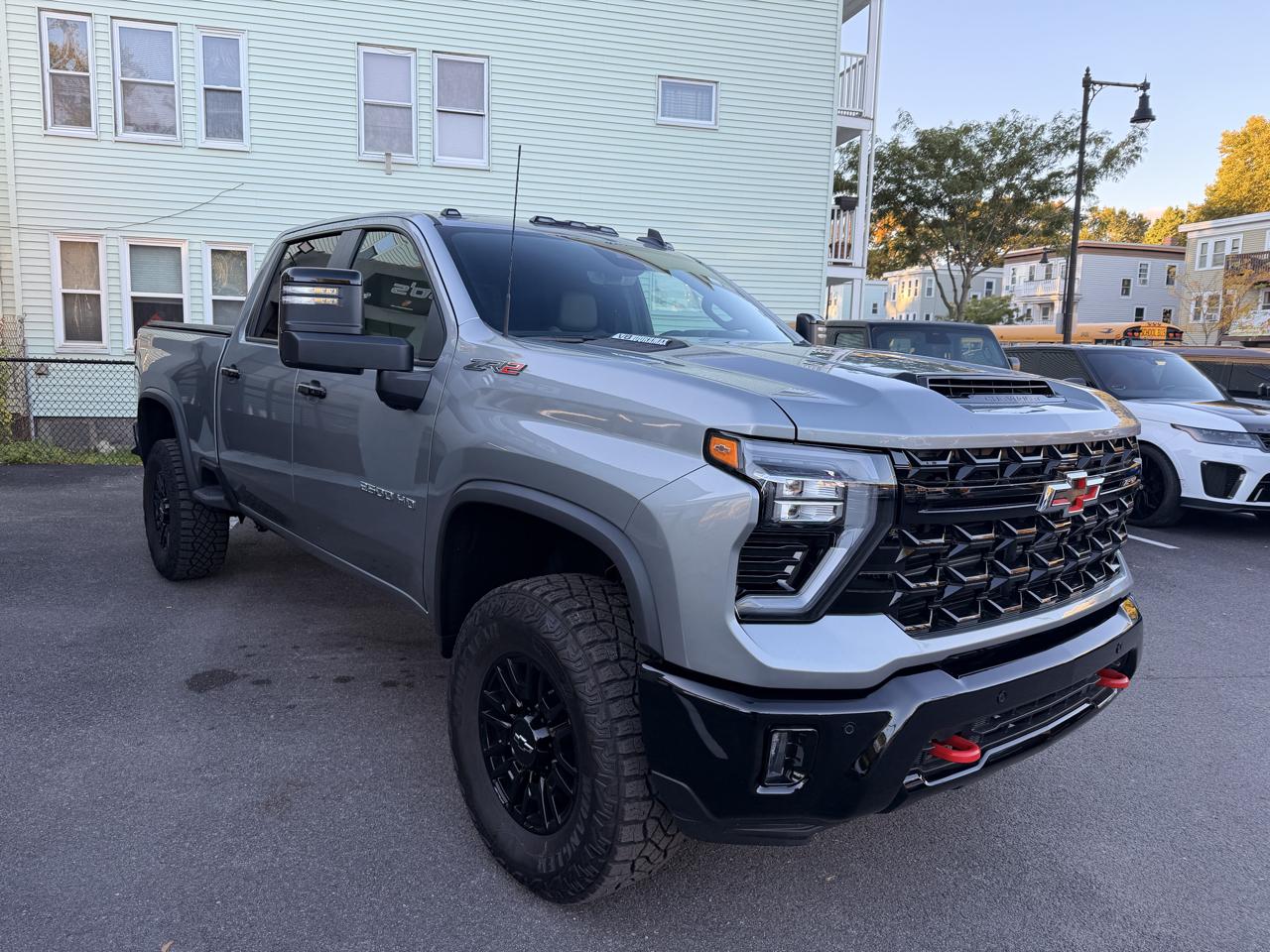 Chevrolet Silverado 2500HD 4WD Crew Cab 159" ZR2 2026