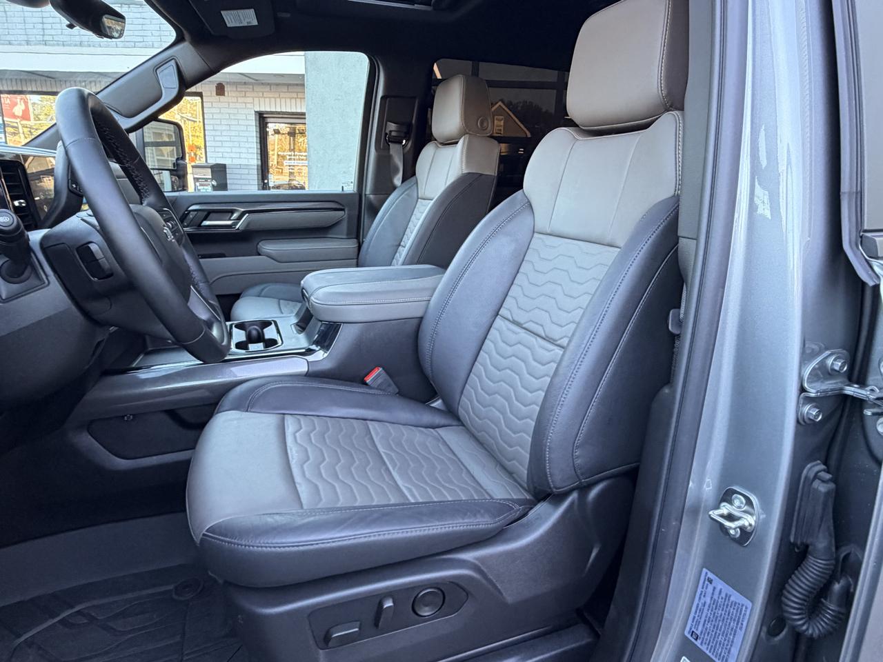 Chevrolet Silverado 2500HD 4WD Crew Cab 159" ZR2 2026