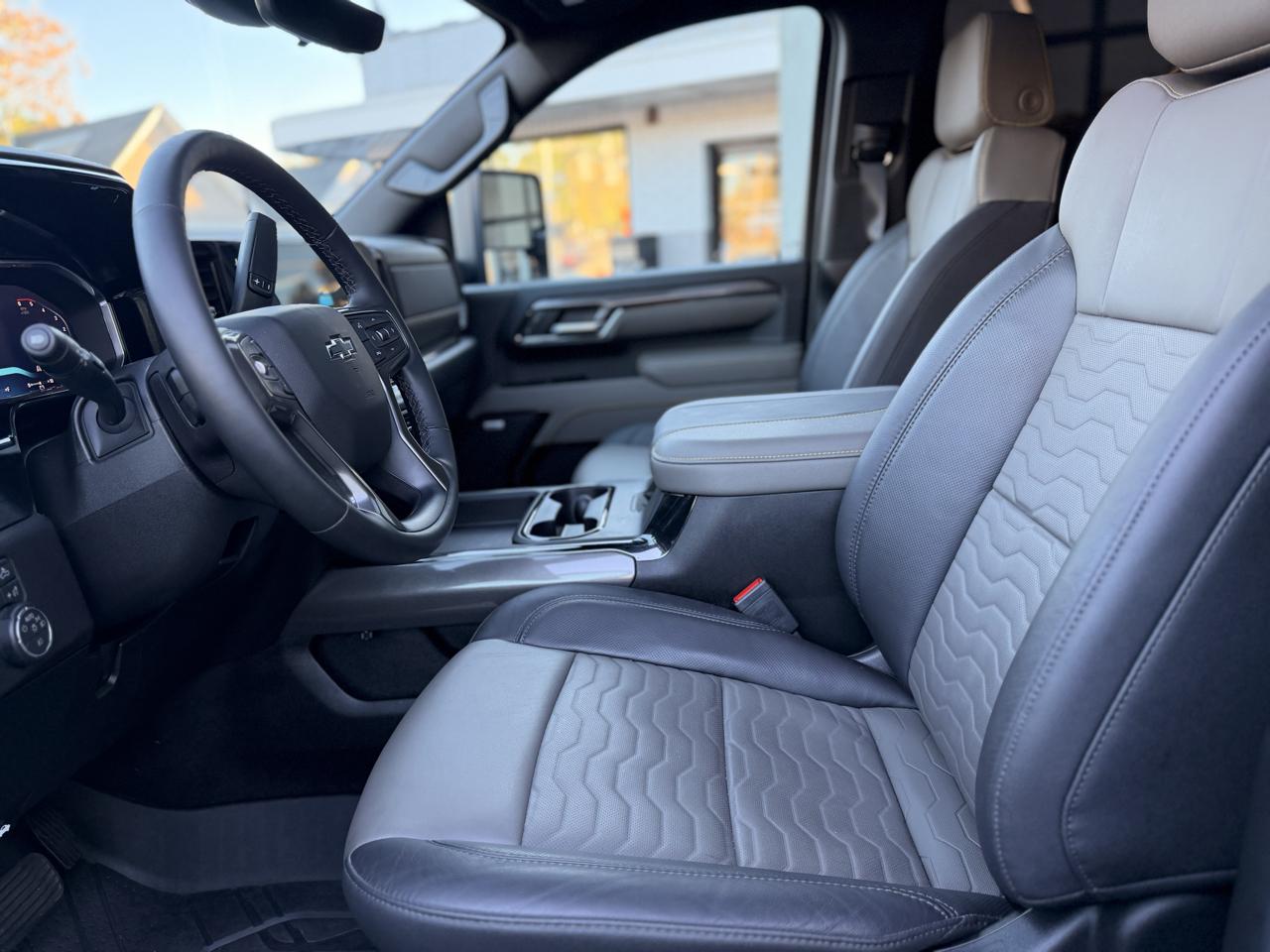 Chevrolet Silverado 2500HD 4WD Crew Cab 159" ZR2 2026