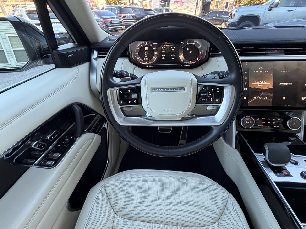 Land Rover Range Rover P400 SE SWB 2023