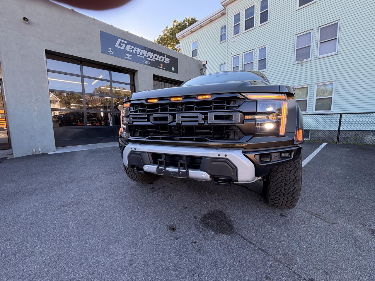 Ford F-150 Raptor 4WD SuperCrew 5.5' Box 2026