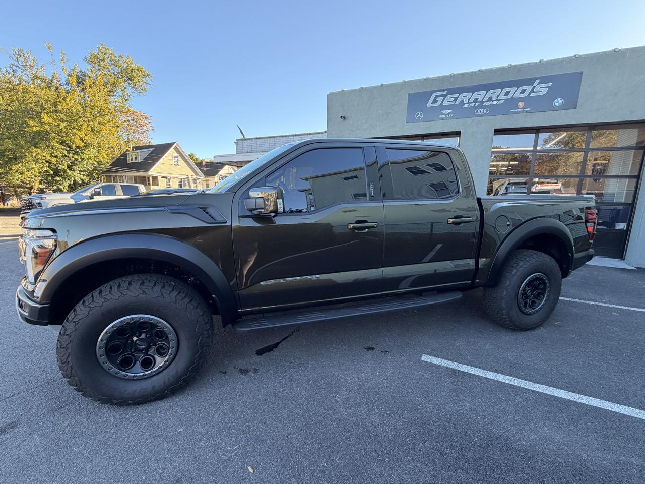 Ford F-150 Raptor 4WD SuperCrew 5.5' Box 2026