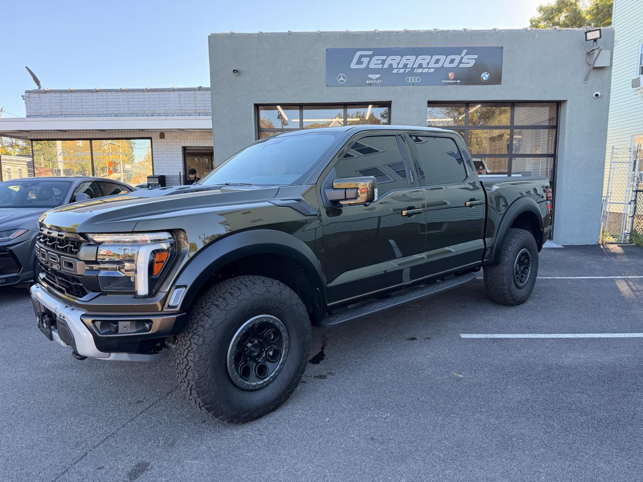 Ford F-150 Raptor 4WD SuperCrew 5.5' Box 2026