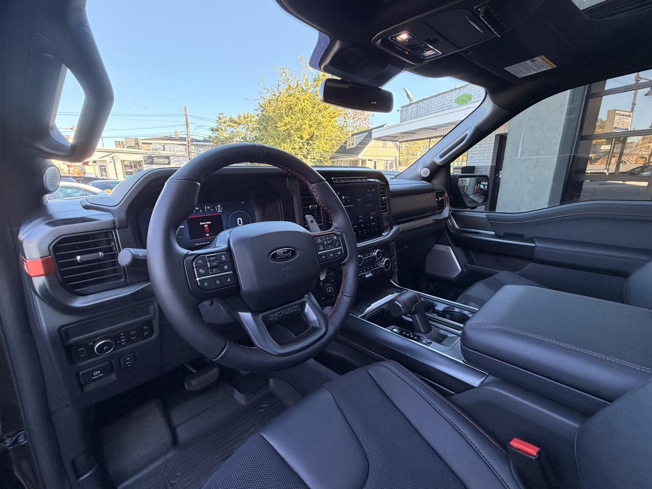 Ford F-150 Raptor 4WD SuperCrew 5.5' Box 2026
