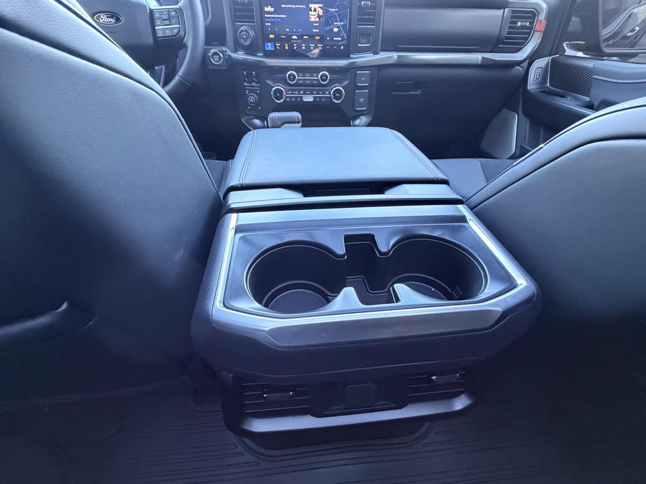 Ford F-150 Raptor 4WD SuperCrew 5.5' Box 2026