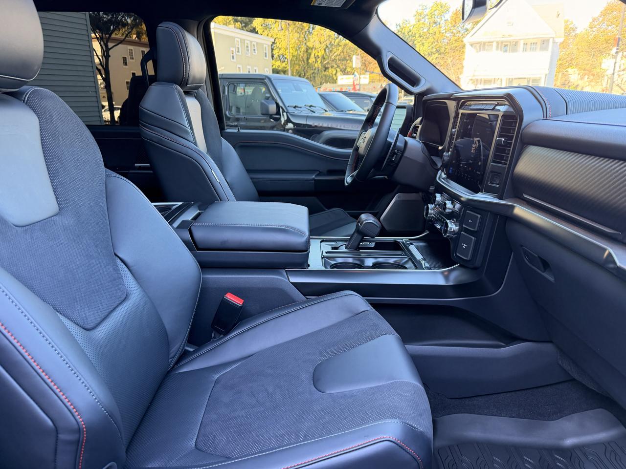 Ford F-150 Raptor 4WD SuperCrew 5.5' Box 2026