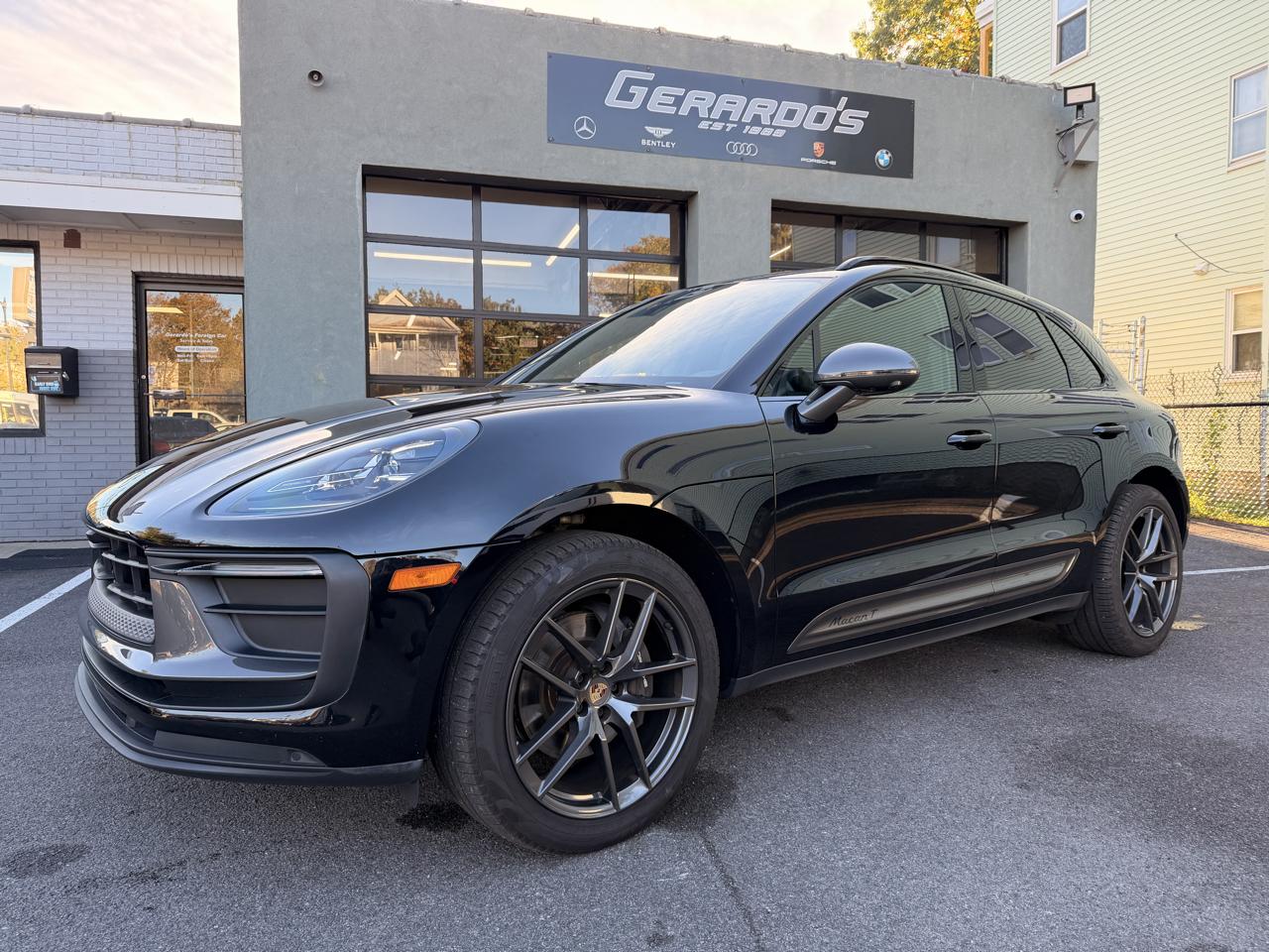 Porsche Macan T AWD 2024