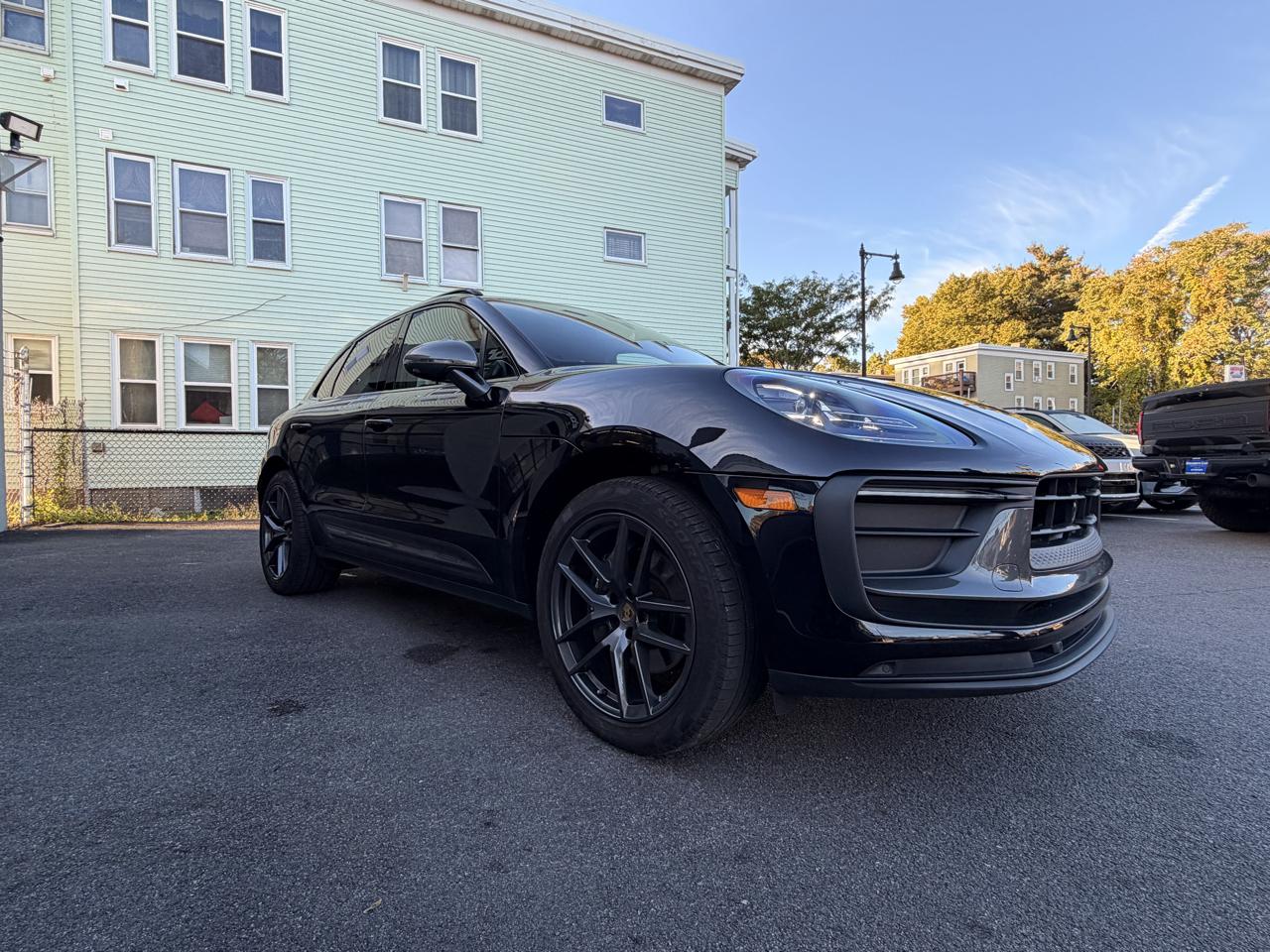 Porsche Macan T AWD 2024
