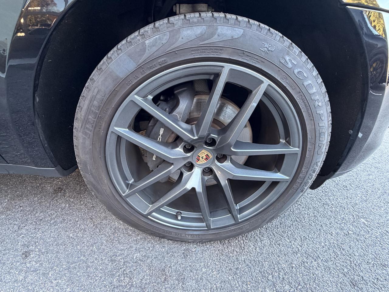 Porsche Macan T AWD 2024