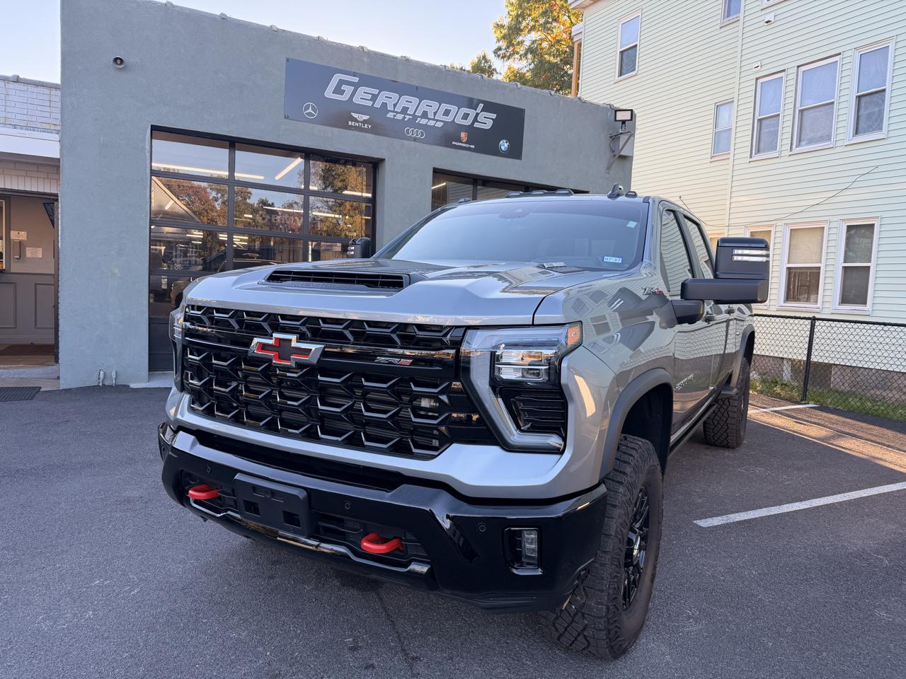 Chevrolet Silverado 2500HD 4WD Crew Cab 159" ZR2 2025