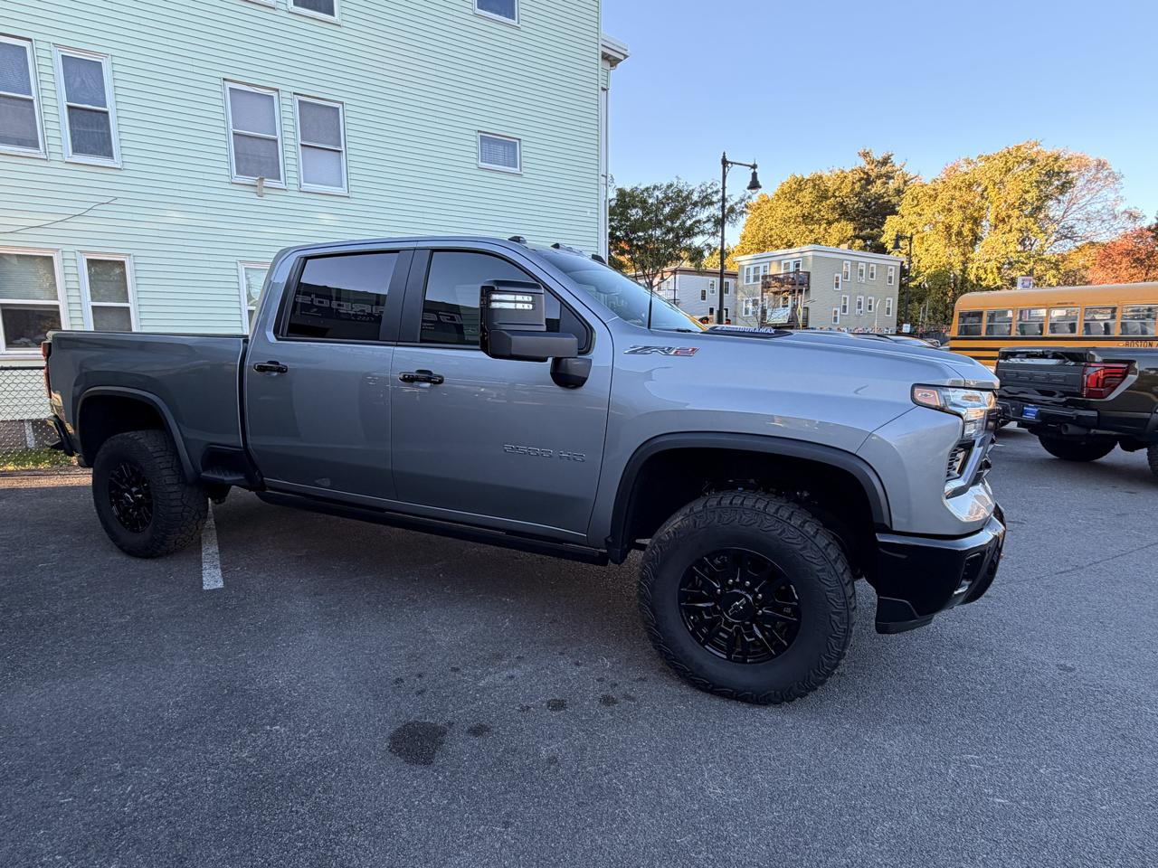 Chevrolet Silverado 2500HD 4WD Crew Cab 159" ZR2 2025