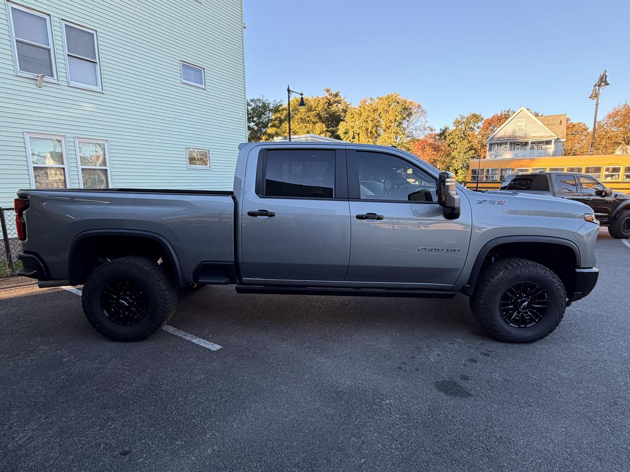 Chevrolet Silverado 2500HD 4WD Crew Cab 159" ZR2 2025