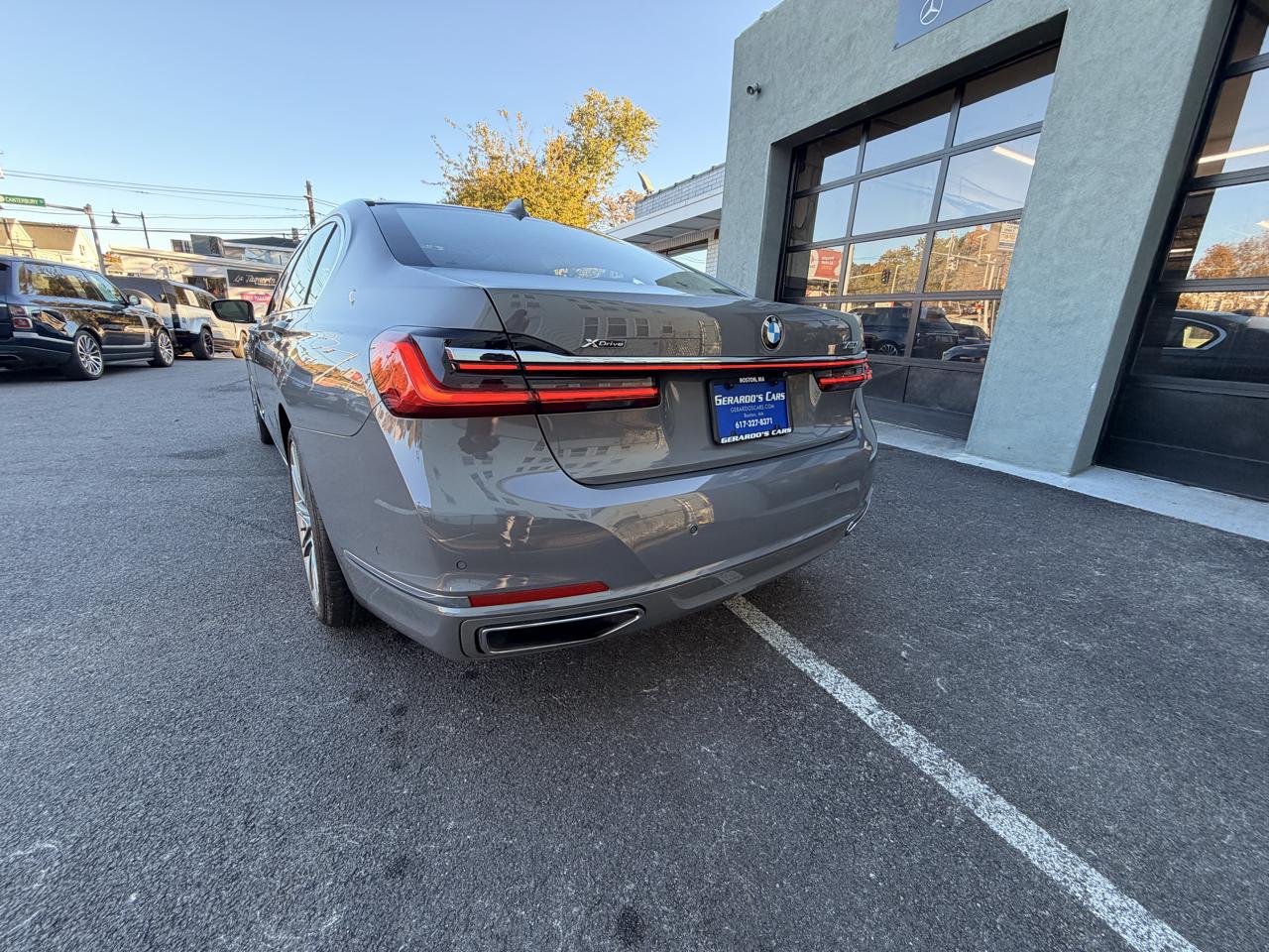 BMW 7 Series 750i xDrive Sedan 2022