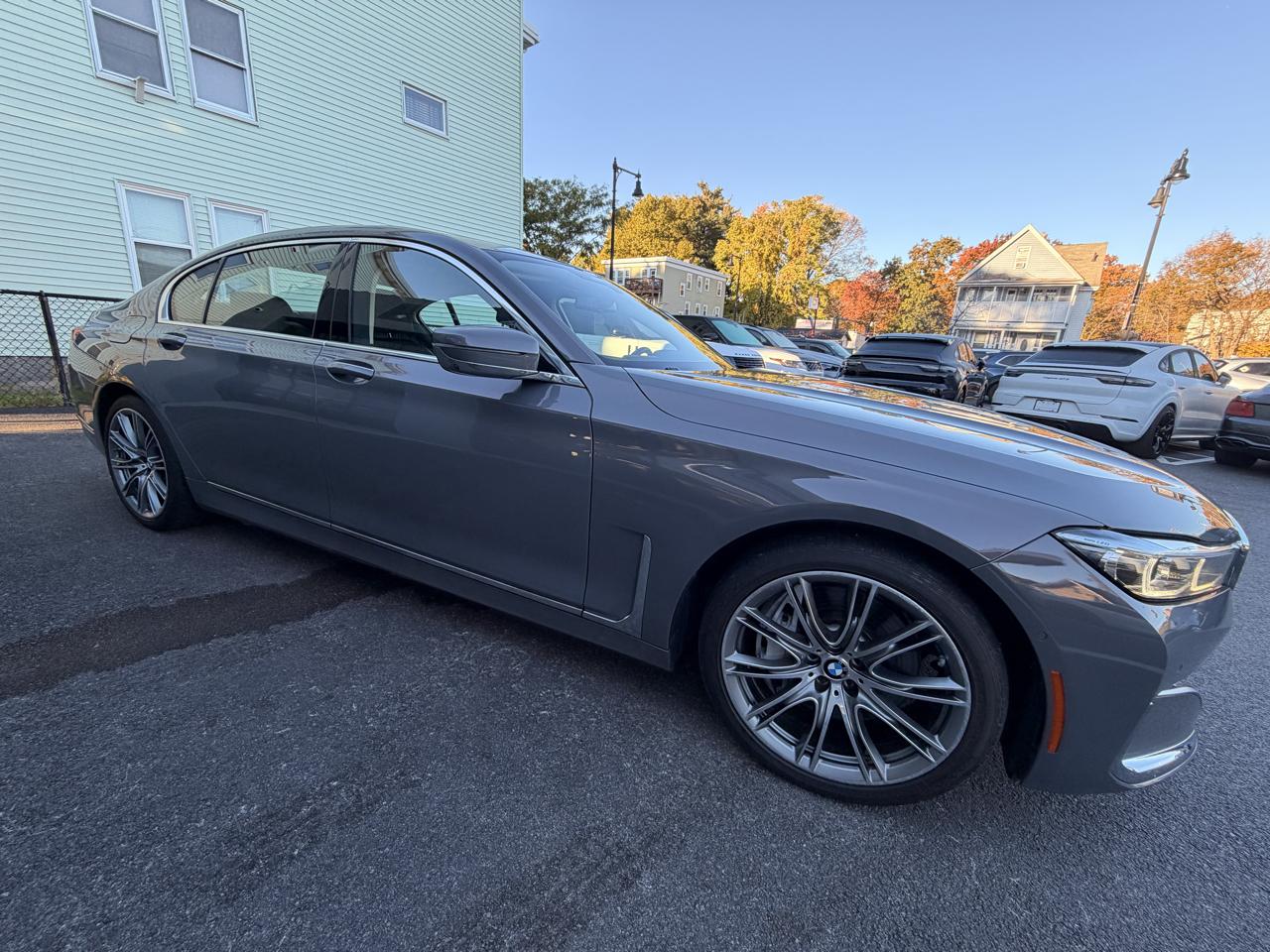 BMW 7 Series 750i xDrive Sedan 2022