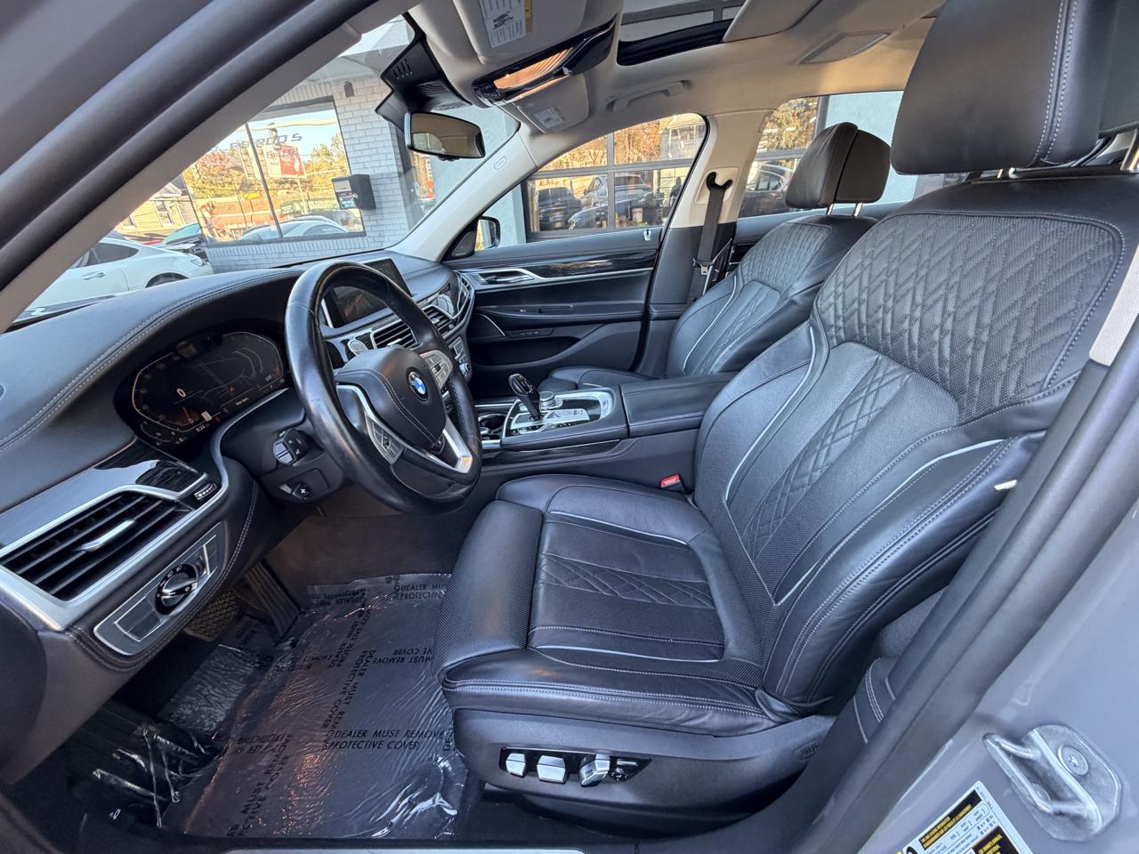 BMW 7 Series 750i xDrive Sedan 2022