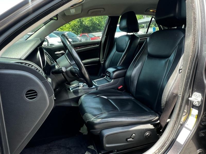 Chrysler 300 Limited RWD 2015