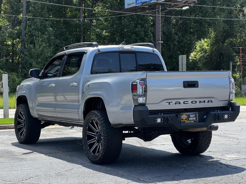 Toyota Tacoma SR5 Double Cab Long Bed I4 6AT 2WD 2017