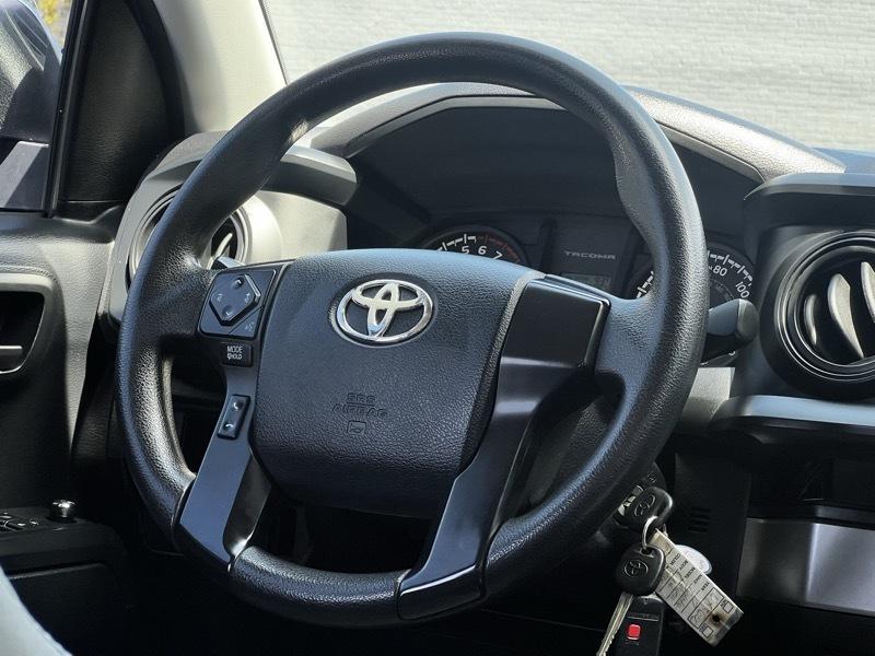 Toyota Tacoma SR5 Double Cab Long Bed I4 6AT 2WD 2017