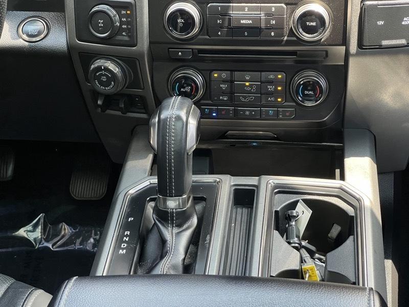 Ford F-150 Raptor SuperCrew 4WD 2018