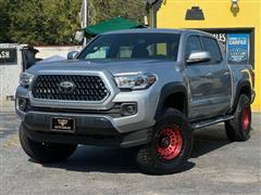 2018 Toyota Tacoma  2018 Toyota Tacoma