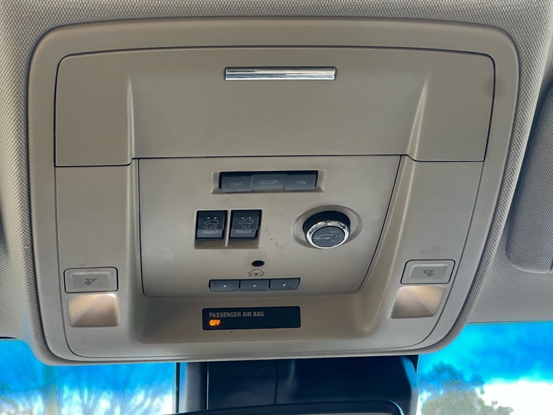 GMC Yukon SLT 2WD 2016