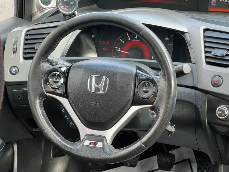 Honda Civic Si Sedan 6-Speed MT 2012